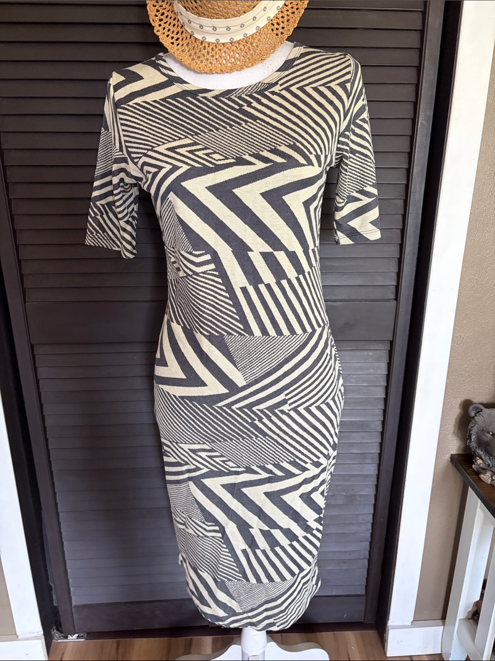 LuLaRoe Black and Cream Geometric Midi Dress